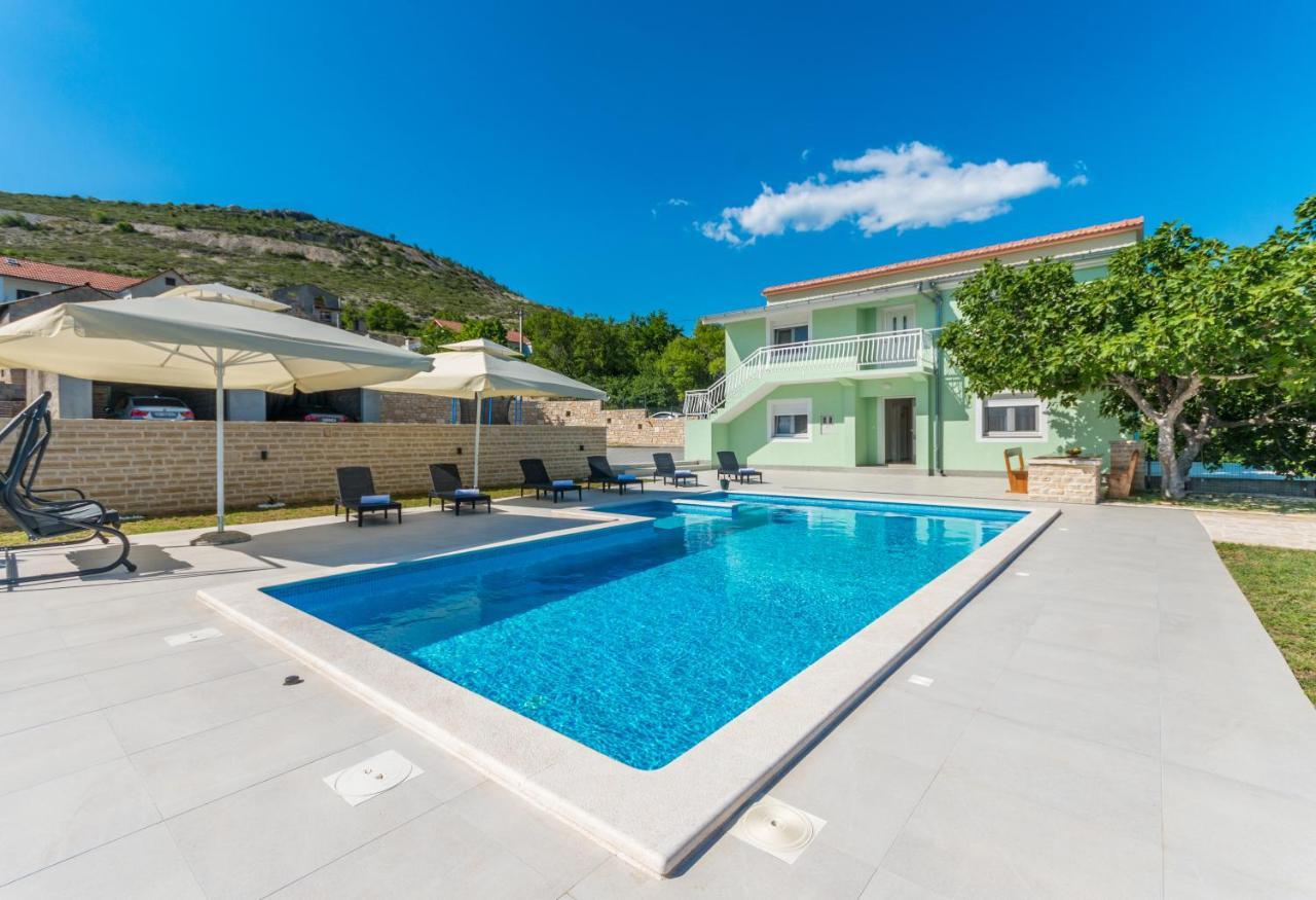 Poolincluded - Holiday Home Maslina Lisane Ostrovicke Exterior photo