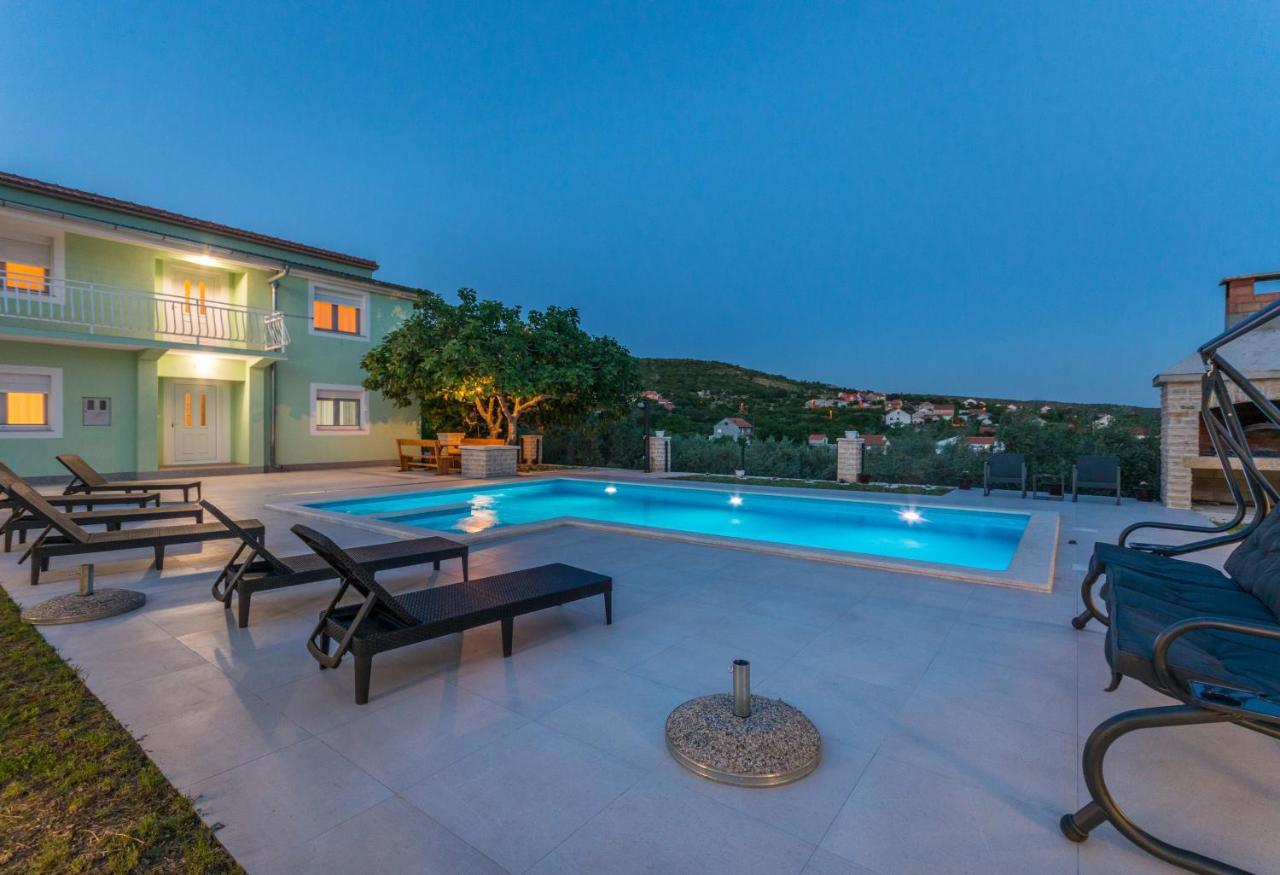 Poolincluded - Holiday Home Maslina Lisane Ostrovicke Exterior photo